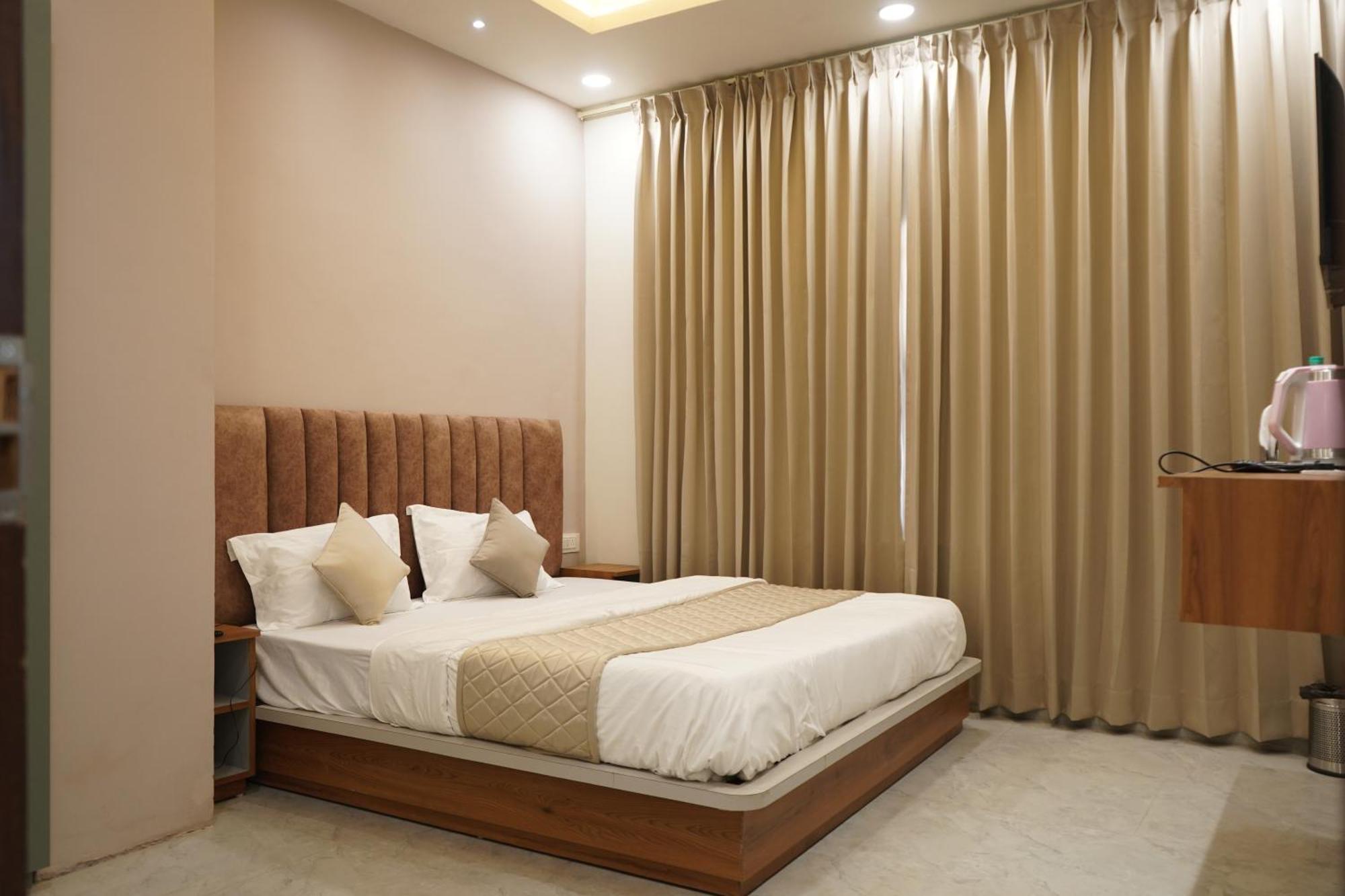 The Grand View Otel Baijnāth Dış mekan fotoğraf