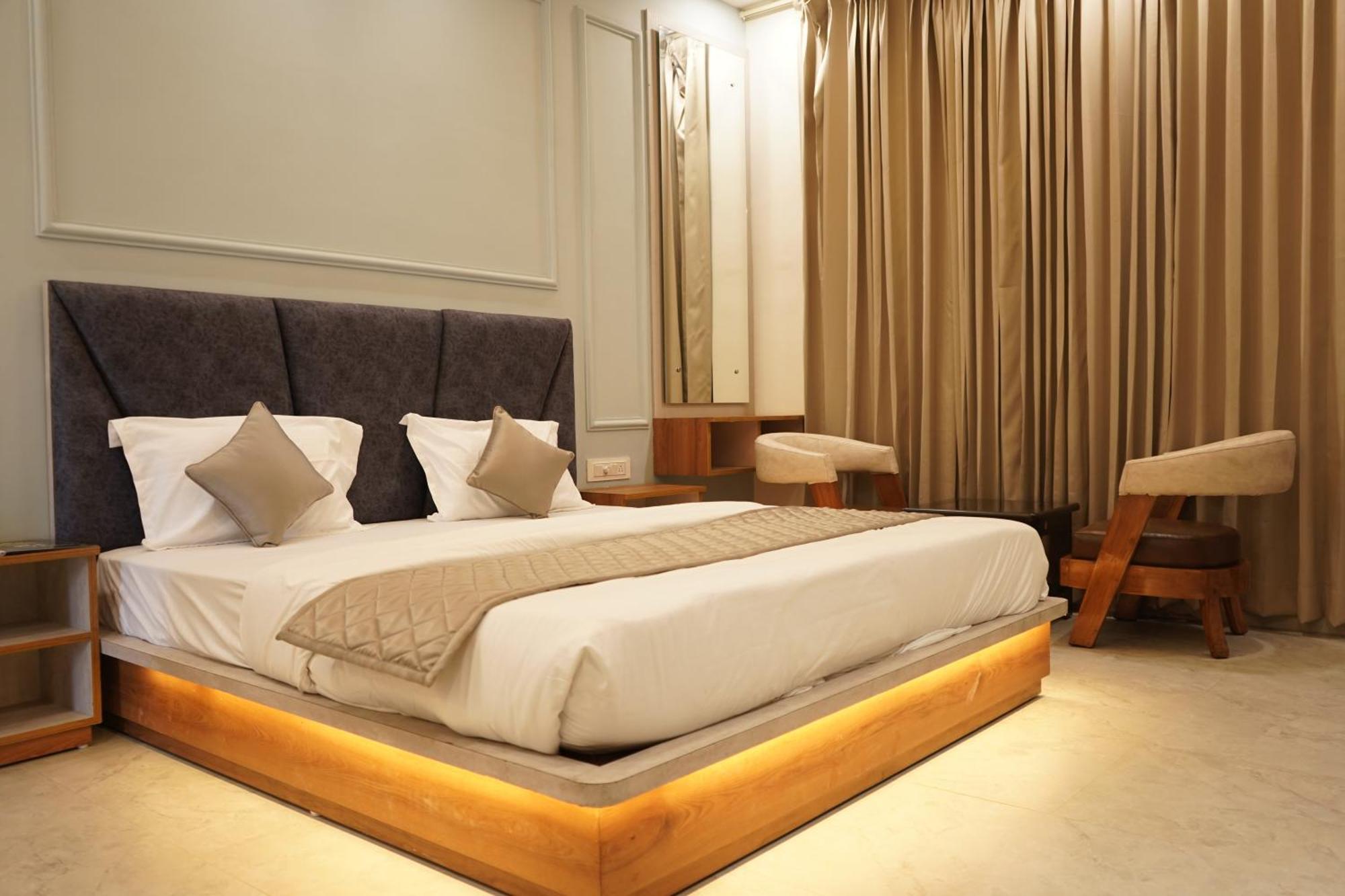 The Grand View Otel Baijnāth Dış mekan fotoğraf