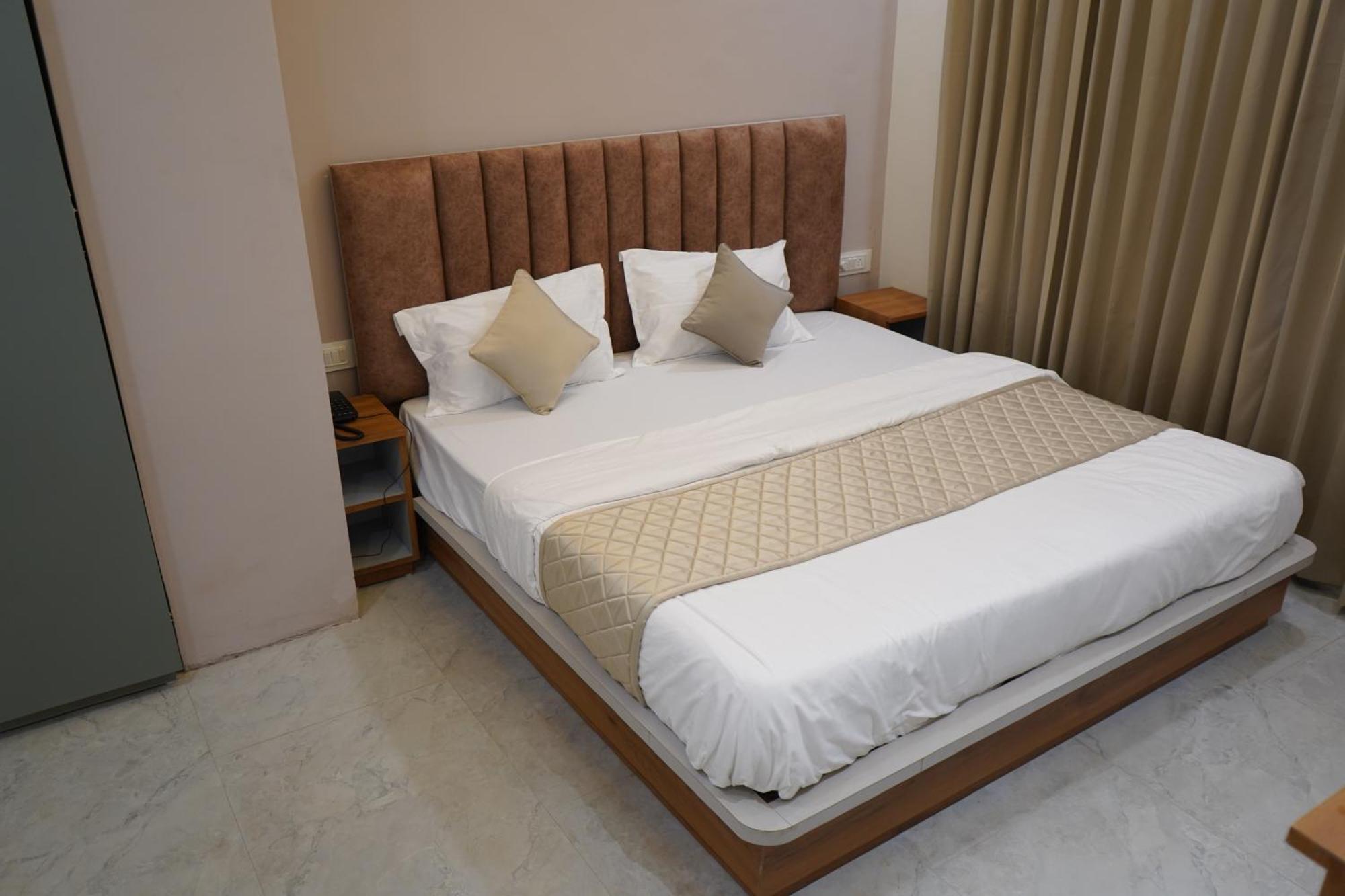 The Grand View Otel Baijnāth Dış mekan fotoğraf