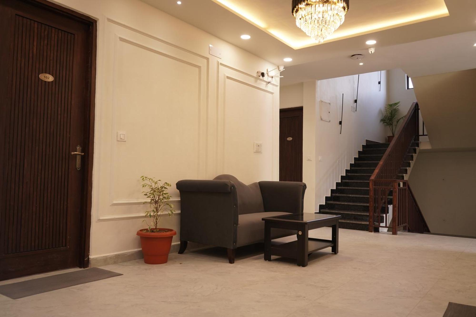The Grand View Otel Baijnāth Dış mekan fotoğraf